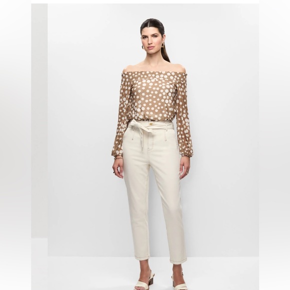 Tie-Waist Tapered Jeans 12 - Picture 3 of 11